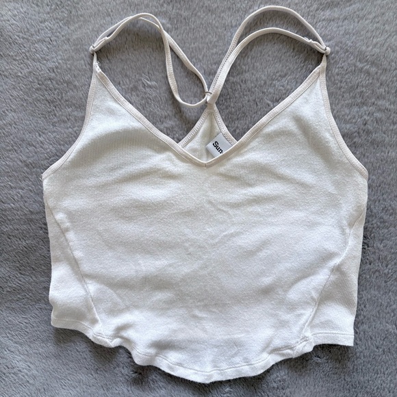 Sunday Best Endora Tank - Picture 4 of 5